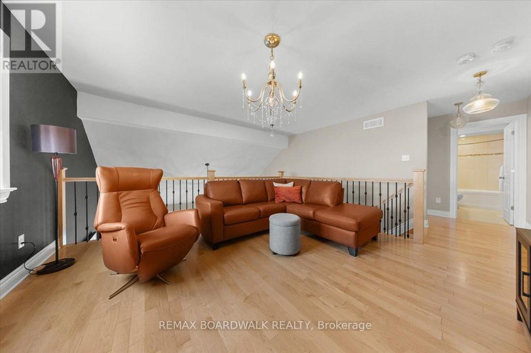 29297524/813-platinum-street/clarencerockland-twp/clarence-rockland/ontario/K4K0J2_28