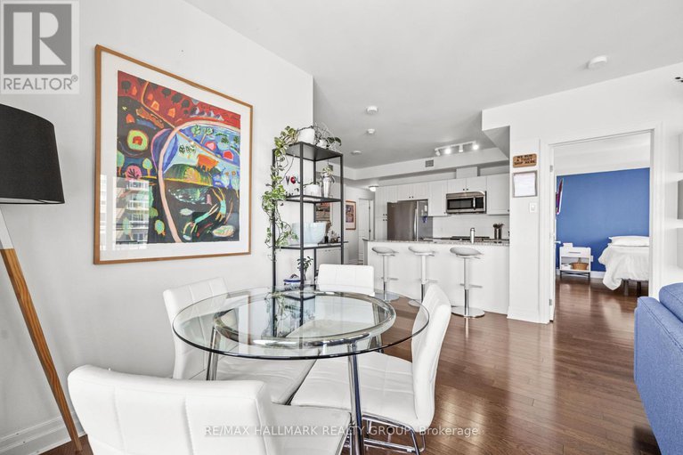 28605447/1304-90-landry-street/vanier/ottawa/ontario/K1L0A9_17