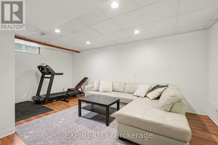 29454231/15-hendrie-court/katimavik/ottawa/ontario/K2L4A4_24