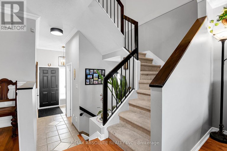 28640841/6142-arbourwood-drive/chapel-hill/ottawa/ontario/K1C7K8_5