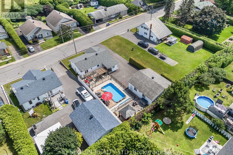 28998190/114-stanley-avenue/vankleek-hill/champlain/ontario/K0B1R0_35