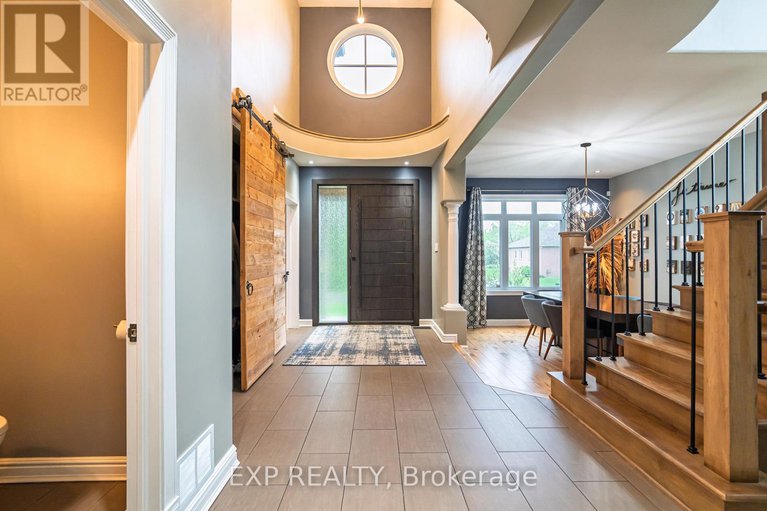 28485158/1466-rhea-place/cedardale/ottawa/ontario/K1V1H1_2