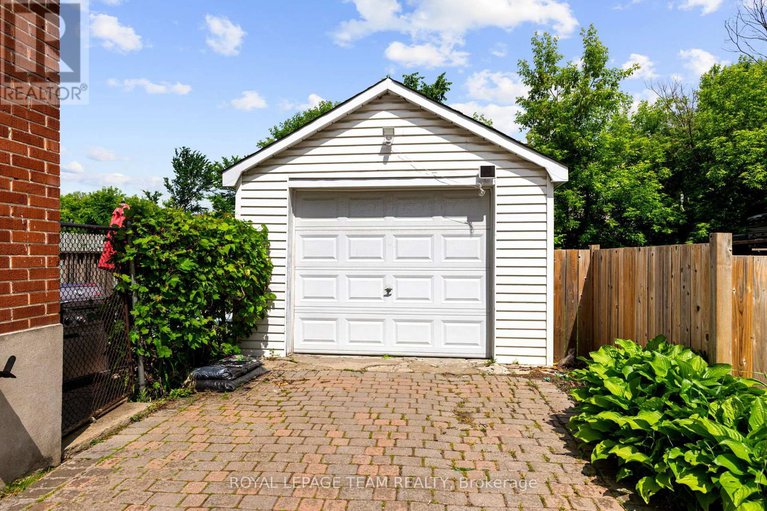 28500316/1357-thames-street/carlington/ottawa/ontario/K1Z7N3_39