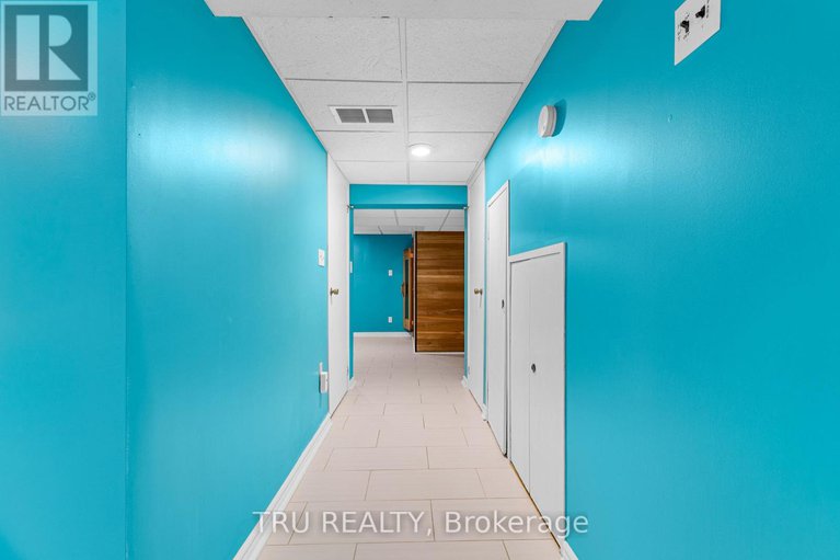 28925515/715-mooneys-bay-place/mooneys-bayriverside-park/ottawa/ontario/K1V8W4_33