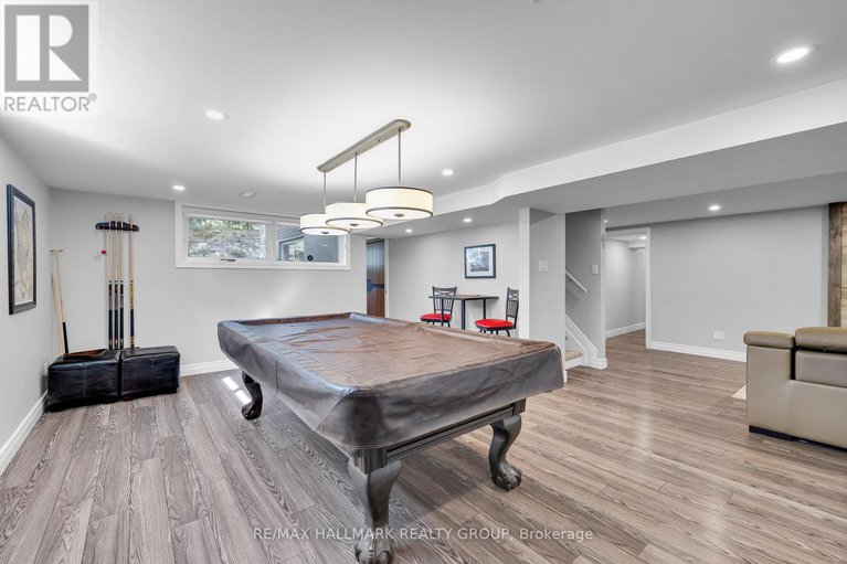 28989053/118-queensline-drive/bruce-farmgraham-parkqualicumbellands/ottawa/ontario/K2H7J5_37