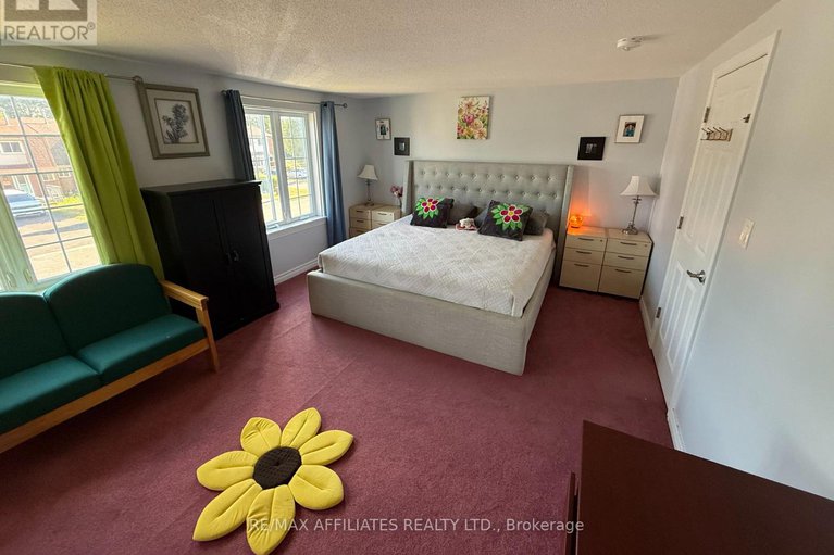 28764213/295-pintail-terrace/chatelaine-village/ottawa/ontario/K1E1Z9_16