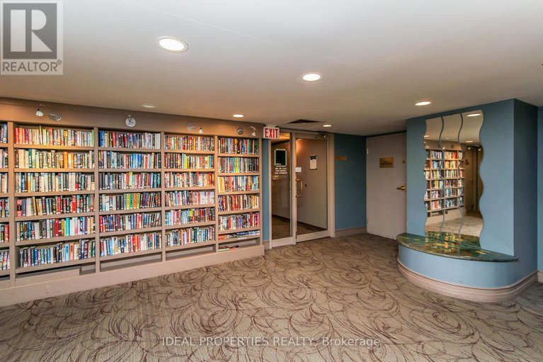 28573644/809-100-grant-carman-drive/borden-farmstewart-farmcarleton-heightsparkwood-hills/ottawa/ontario/K2E8B8_31