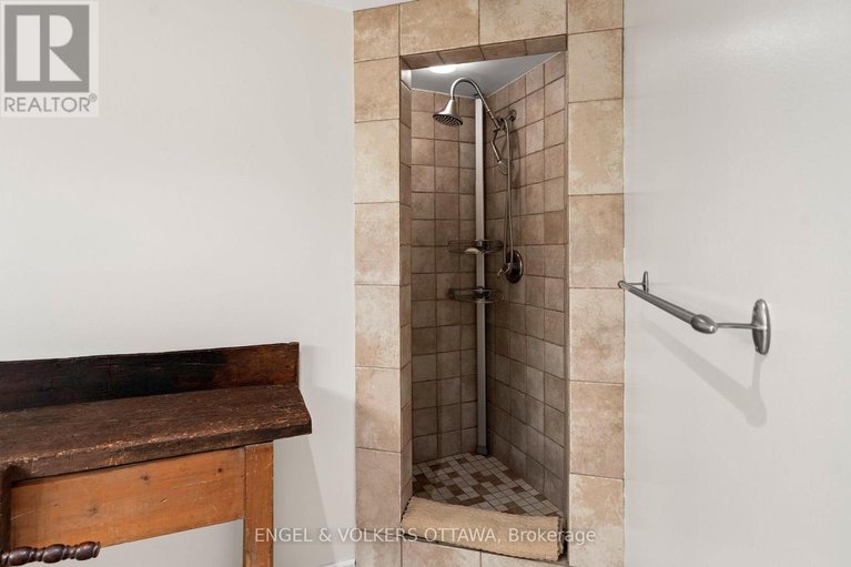 29479998/207-10-main-street/ottawa-east/ottawa/ontario/K1S1M9_14