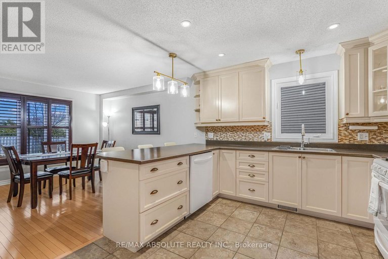 29664919/229-mica-crescent/town-of-rockland/clarence-rockland/ontario/K4K0E3_13