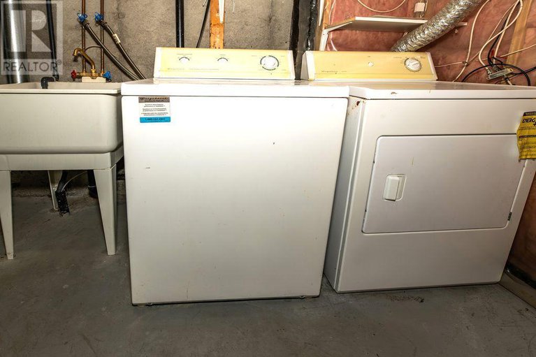 28899711/297-stoneway-drive/barrhaven-east/ottawa/ontario/K2G6E5_26