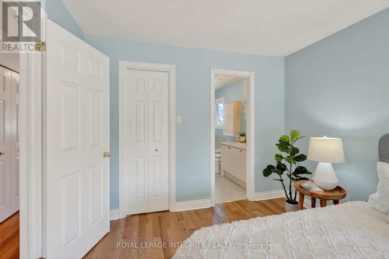 29641401/33-grammercy-park/central-park/ottawa/ontario/K2C4E1_26