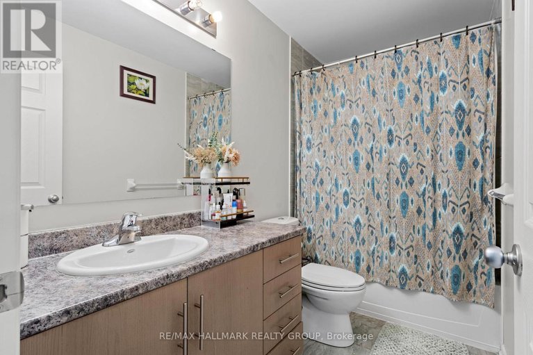 29455064/618-via-campanale-avenue/longfields/ottawa/ontario/K2J4A2_54