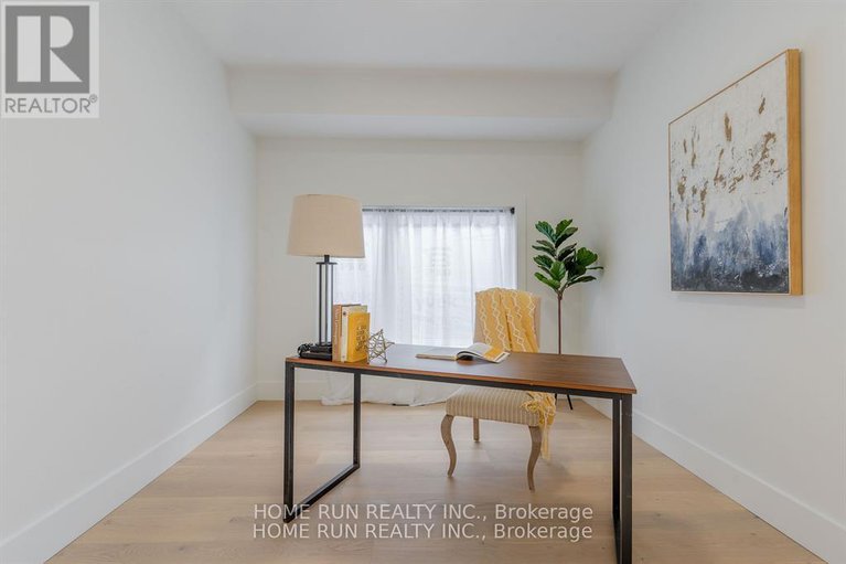 28322448/2241-page-road/chapel-hill/ottawa/ontario/K1C7K5_4