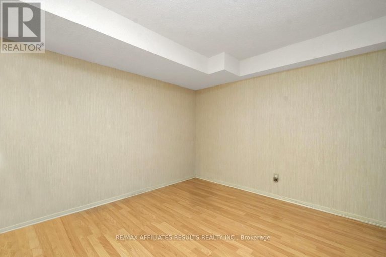 29632363/30-pentland-crescent/beaverbrook/ottawa/ontario/K2K1V5_42