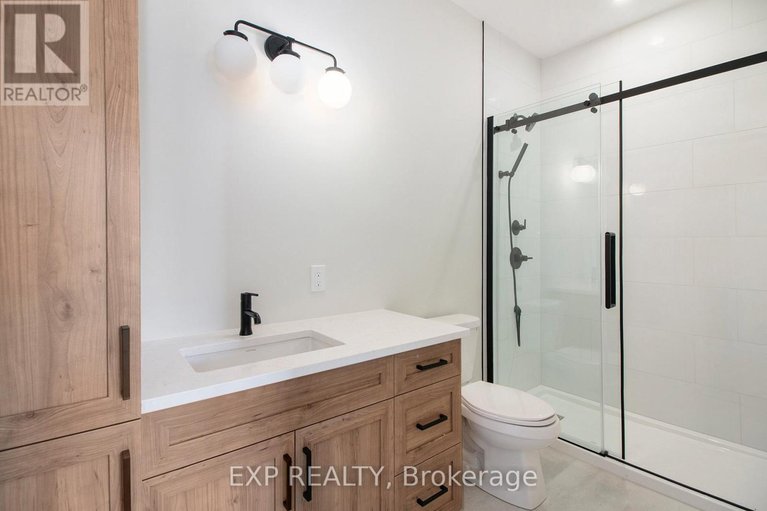 29596739/773-lacroix-road/clarencerockland-twp/clarence-rockland/ontario/K0A2A0_18