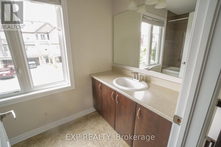 29494156/229-cayman-road/stittsville-north/ottawa/ontario/K2S0N8_20
