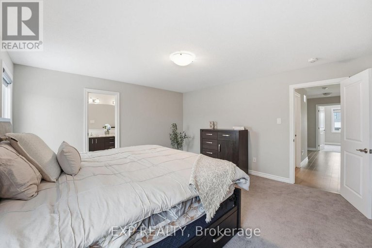 29231076/118-discovery-crescent/stittsville-north/ottawa/ontario/K2S0Z9_31