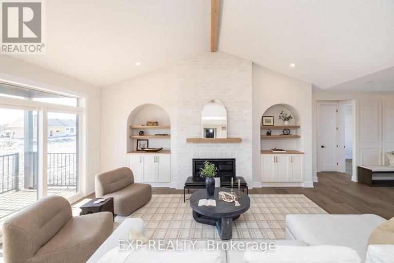 29498096/245-trudeau-crescent/russell-twp/russell/ontario/K4R1E5_27