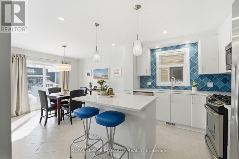 29397113/317-mercury-street/clarencerockland-twp/clarence-rockland/ontario/K4K0G7_3