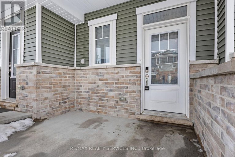 29447721/724-rouncey-road/emerald-meadowstrailwest/ottawa/ontario/K2S1B6_9