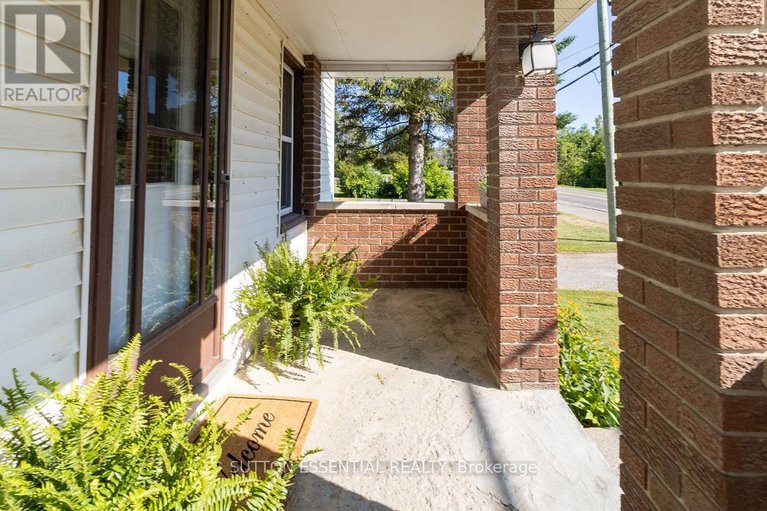 28649733/8625-county-road-15-road/augusta-twp/augusta/ontario/K0G1R0_4