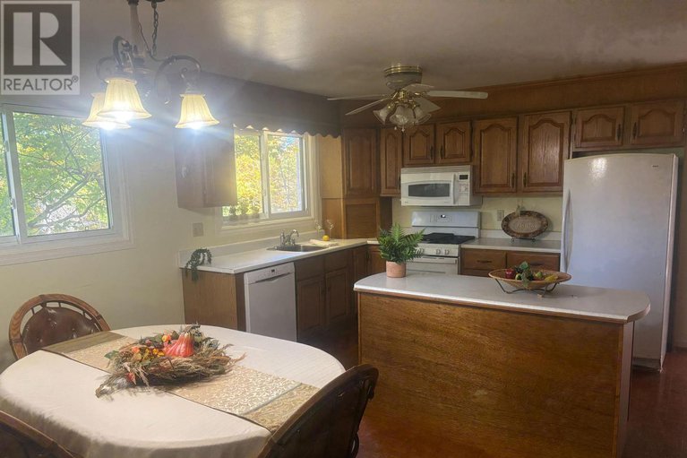 28937543/1273-usborne-street/mcnabbraeside-twps/mcnabbraeside/ontario/K0A1G0_9