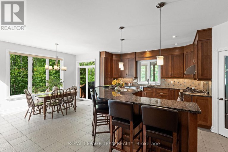 28608348/387-ridgeside-farm-drive/kanata-north-west/ottawa/ontario/K2W1H3_20