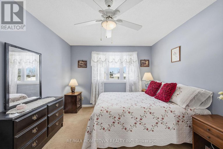 29430737/12-fairholme-drive/south-dundas-williamsburgh-twp/south-dundas/ontario/K0C1X0_26