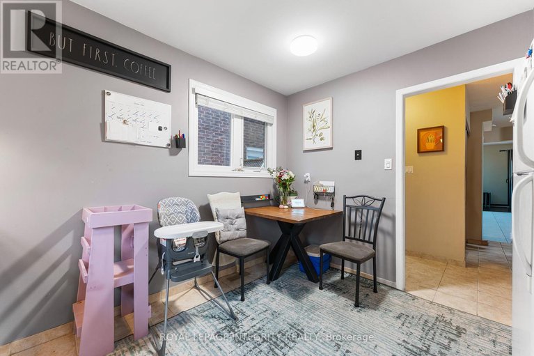 29064817/45-wessex-road/on-the-green/ottawa/ontario/K2J1X2_14