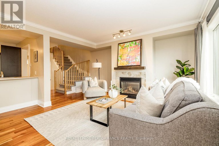 28279532/200-eye-bright-crescent/riverside-southgloucester-glen/ottawa/ontario/K1V2K6_7