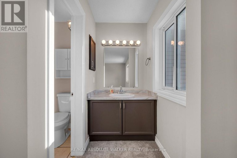 29427977/1538-briarfield-crescent/fallingbrookridgemount/ottawa/ontario/K4A1Z9_24