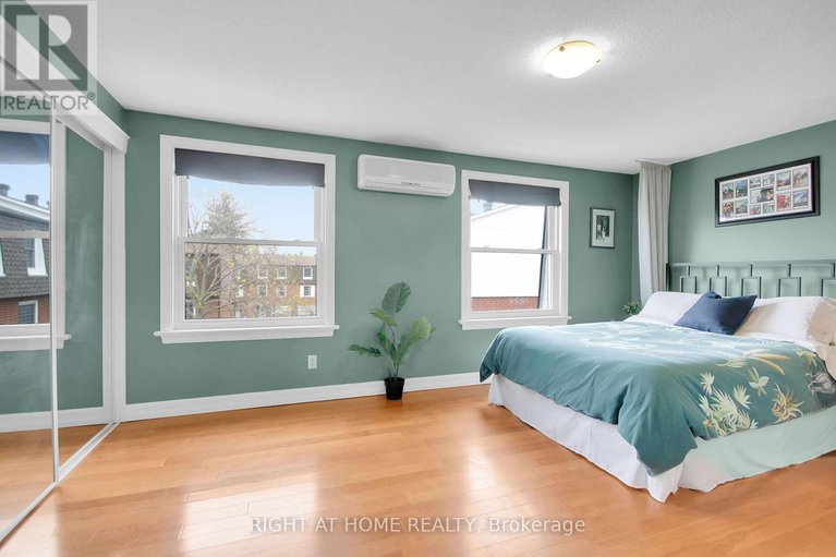 28284390/5-moorside-private/carleton-heights/ottawa/ontario/K2C3P4_23