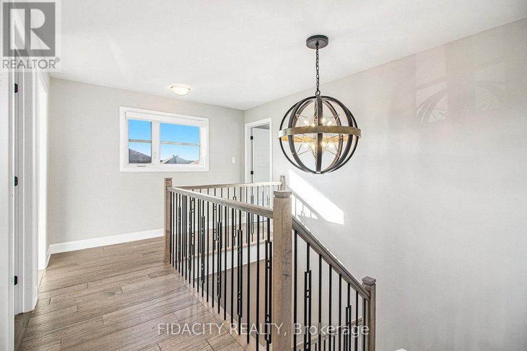 29112456/649-misty-street/village-of-russell/russell/ontario/K4R0E7_20