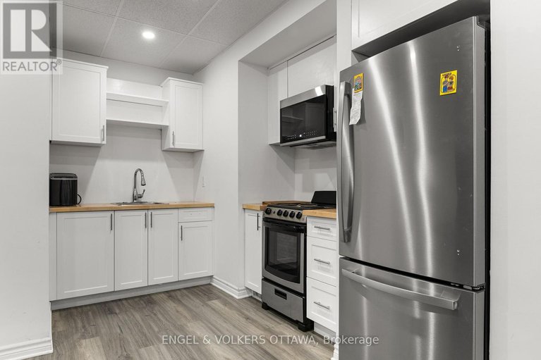 28533068/271-berrigan-drive/longfields/ottawa/ontario/K2J5C3_24