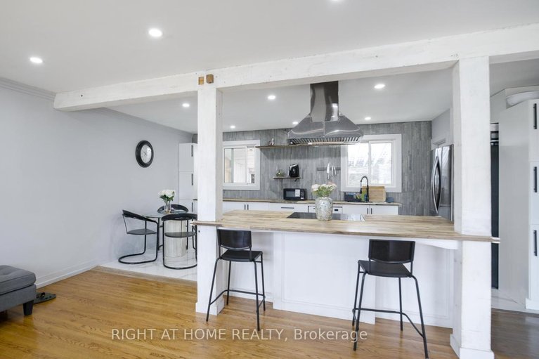 29670572/134-david-drive-e/meadowlandsst-claire-gardens/ottawa/ontario/K2G2N9_4