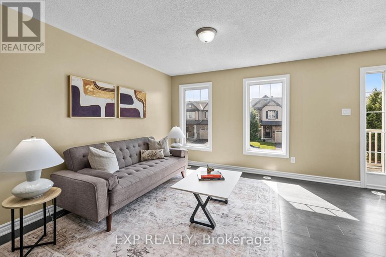 28595126/243-par-la-ville-circle/stittsville-north/ottawa/ontario/K2S0T6_7