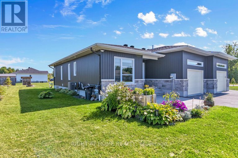 28876721/209-etienne-street/clarencerockland-twp/clarence-rockland/ontario/K0A1E0_3