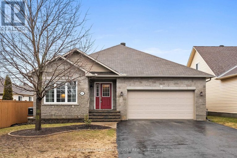 29614140/631-robert-hill-street/almonte/mississippi-mills/ontario/K0A1A0_1