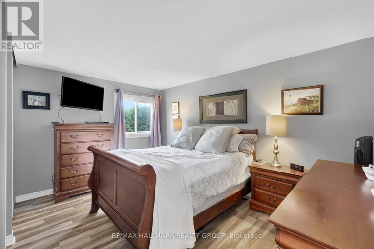 28960953/34-menard-street/embrun/russell/ontario/K0A1W0_13
