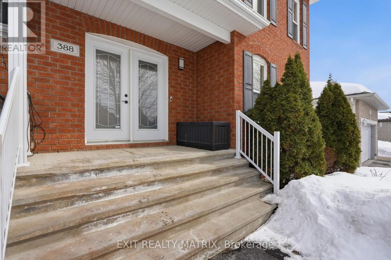 29438112/388-quartz-avenue/town-of-rockland/clarence-rockland/ontario/K4K0C7_3