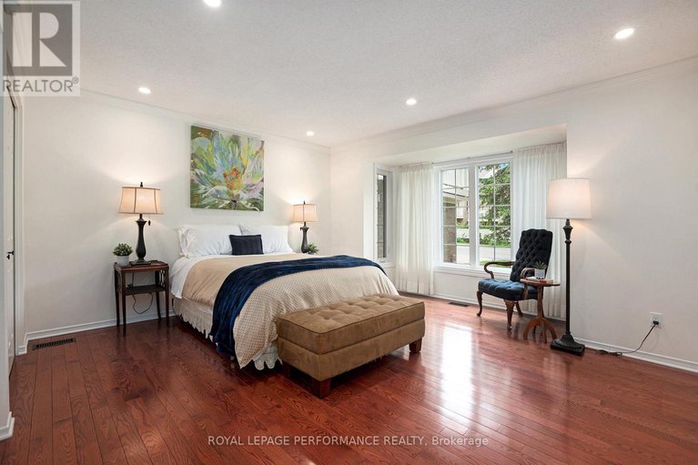 28643500/81-waterford-drive/pineglencountry-place/ottawa/ontario/K2E7V4_27