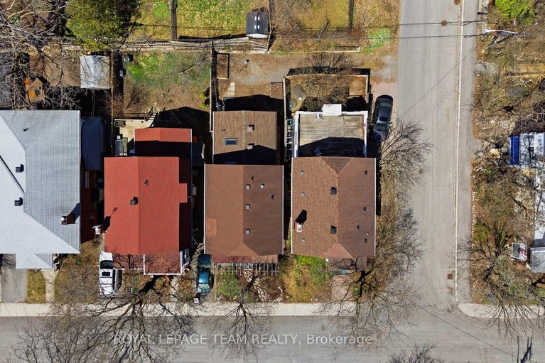 29669924/47-belmont-avenue/old-ottawa-southrideau-gardens/ottawa/ontario/K1S0V2_33