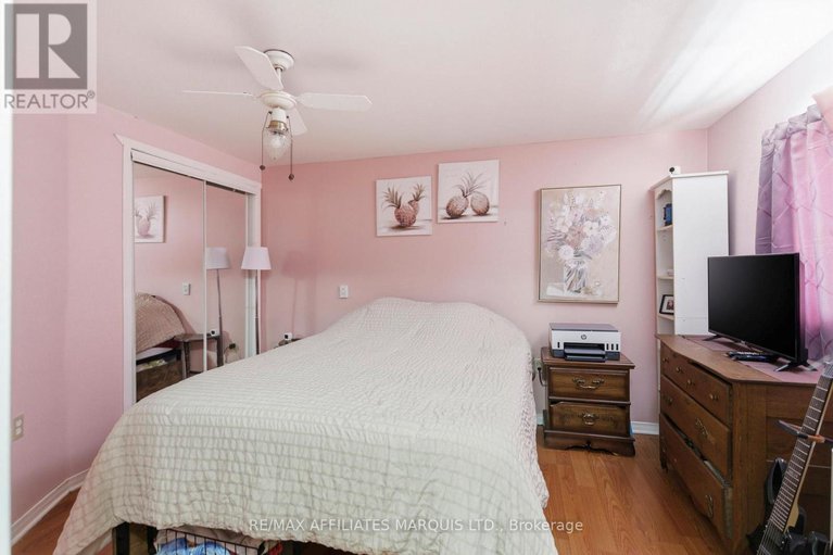 29268926/163-military-road-n/lancaster/south-glengarry/ontario/K0C1N0_7