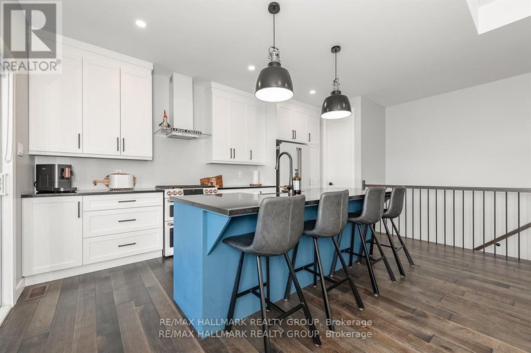 28309786/45-richer-street-e/north-stormont-finch-twp/north-stormont/ontario/K0A1R0_13