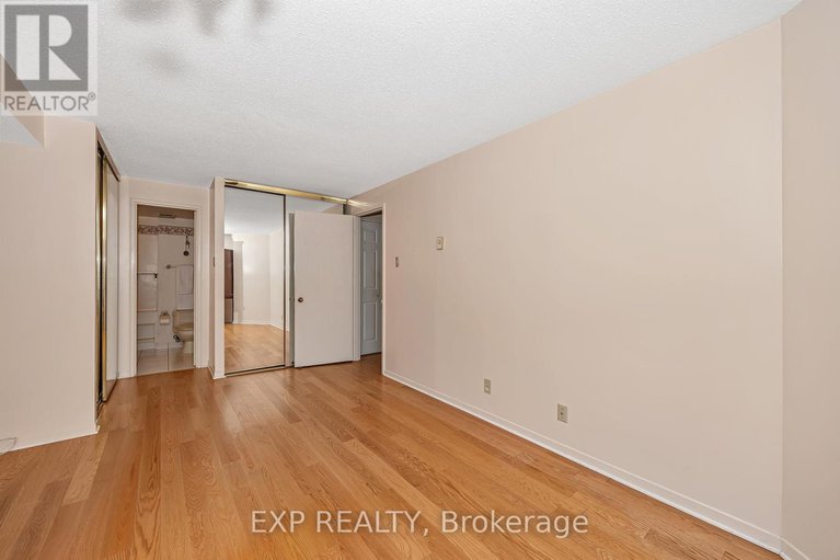 28632466/712-80-sandcastle-drive/leslie-park/ottawa/ontario/K2H9E7_20
