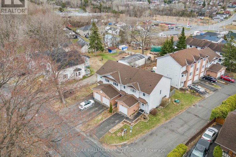 28216867/1985-woods-street/town-of-rockland/clarence-rockland/ontario/K4K1H7_25