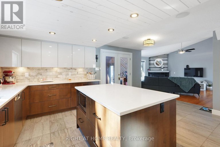 29369608/114-david-kennedy-drive/dunrobin-shores/ottawa/ontario/K0A1T0_17