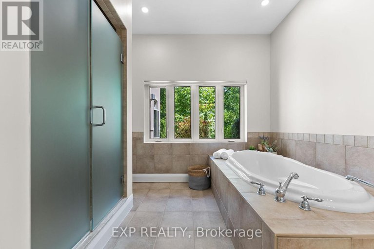 28739772/5759-queenscourt-crescent/manotick-east-to-manotick-station/ottawa/ontario/K4M1K3_34