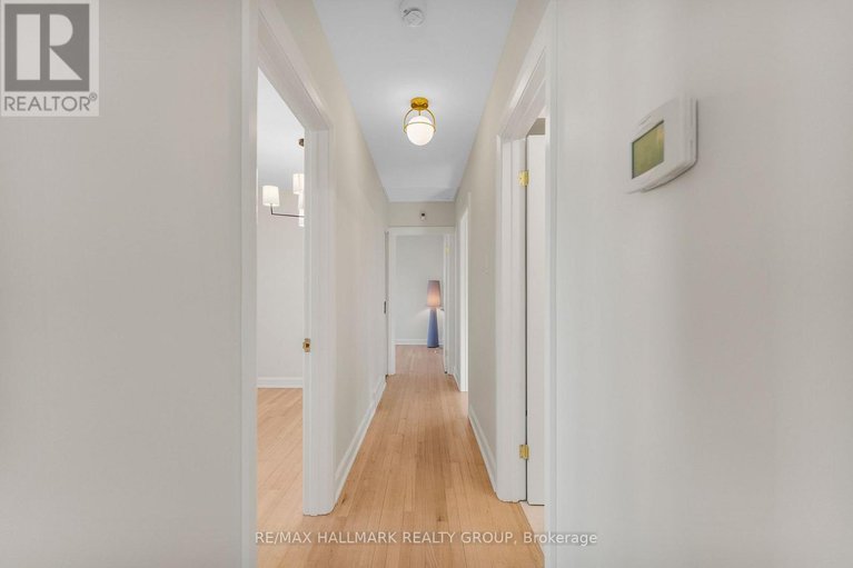 29161672/942-elsett-drive/elmvale-acresurbandale/ottawa/ontario/K1G2S9_20