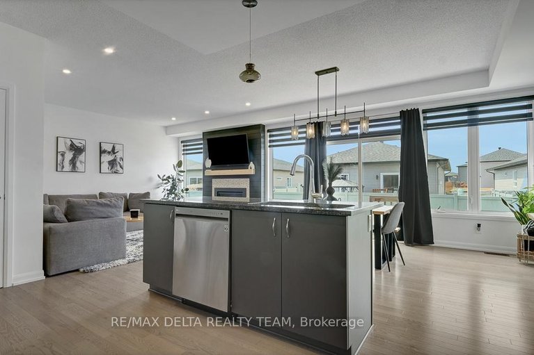 29658525/1269-diamond-street/clarencerockland-twp/clarence-rockland/ontario/K4K0M5_24